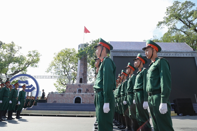 Hàng ngàn người tham gia tổng duyệt "Ngày hội Văn hóa vì Hòa bình" - Ảnh 1.